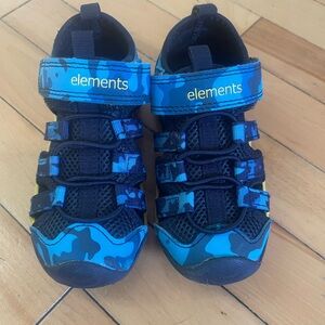 Element Child Size 9 Sandals